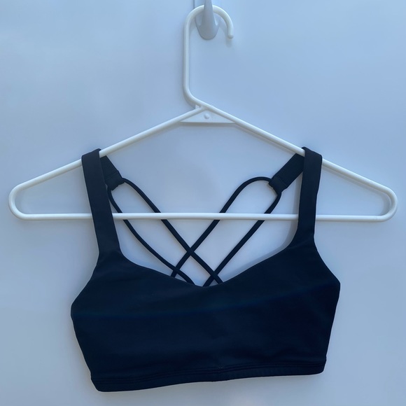 Lululemon Free To Be Bra